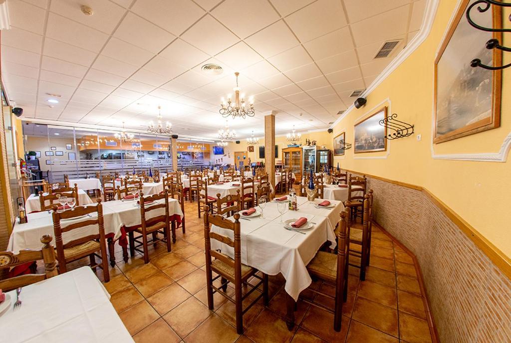 Hospedium Don Jose Hotel